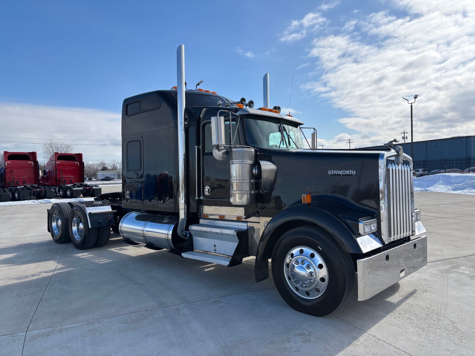 2000 Kenworth W900L - Image 6